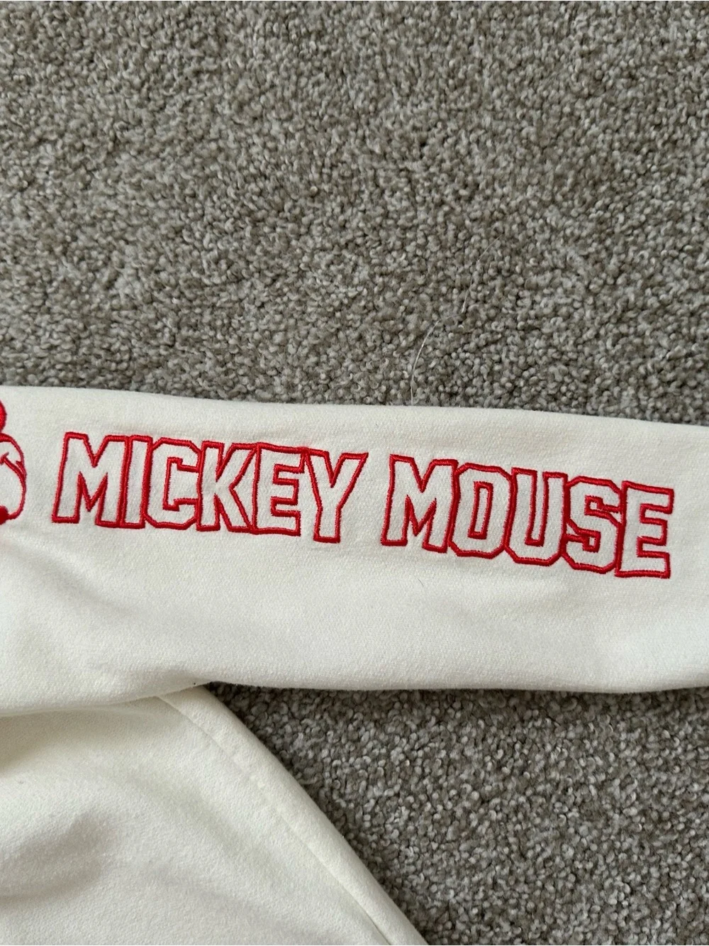 Disney Mickey Mouse Embroidered Sweatshirt Kids Size 6/7 Cream